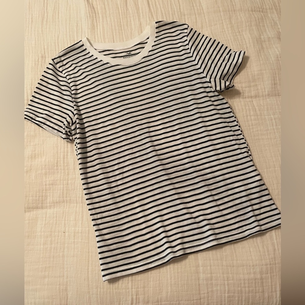 Hollister Navy and White Striped Short Sleeve Tee